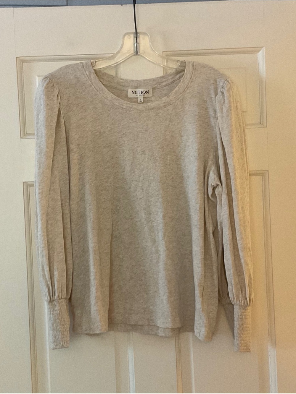 Nation Ltd Loren Smocked Peasant T-Shirt Top Beige Puff Sleeve Size L Neutral